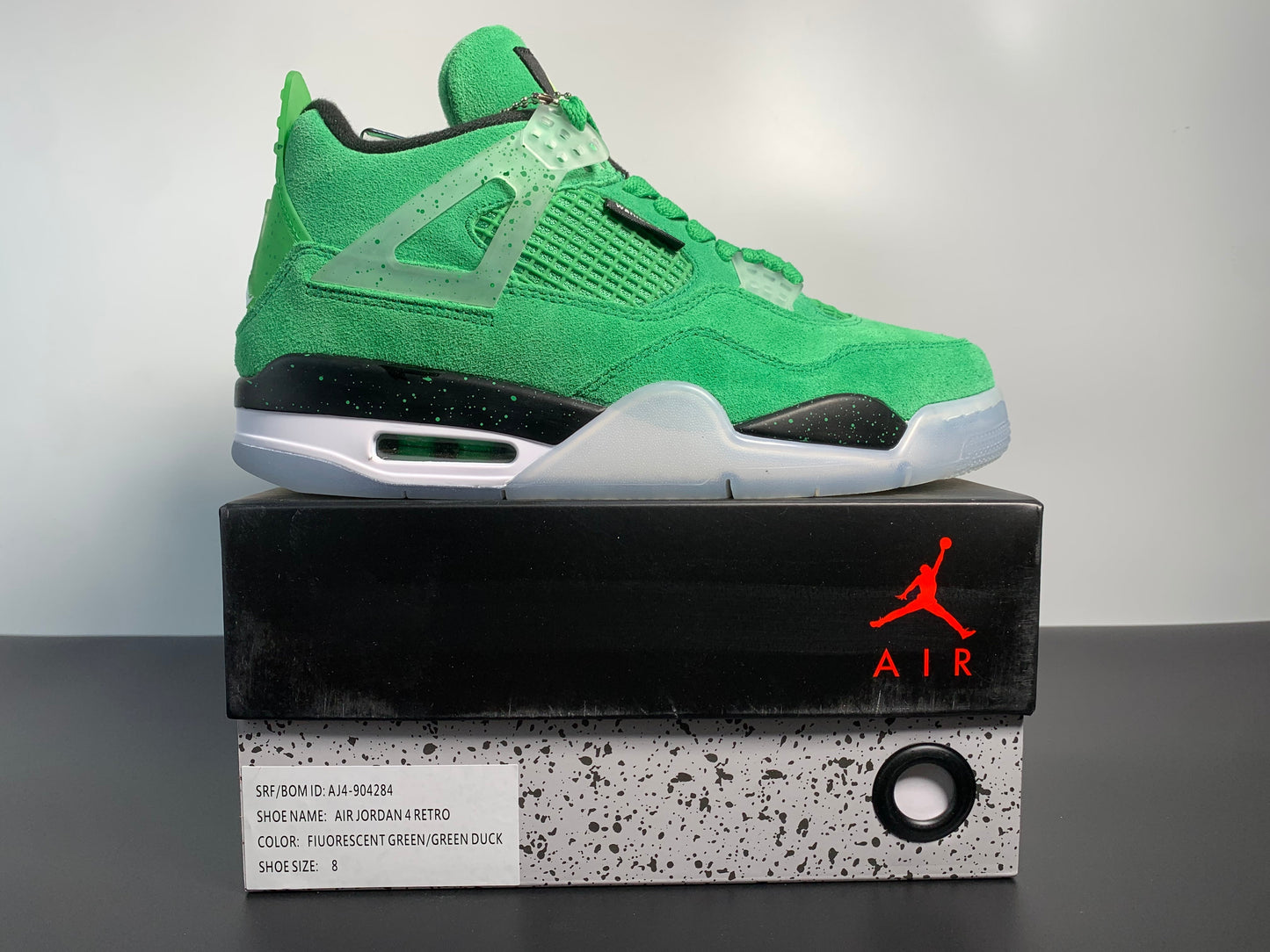 Air Jordan 4 Wahlburger