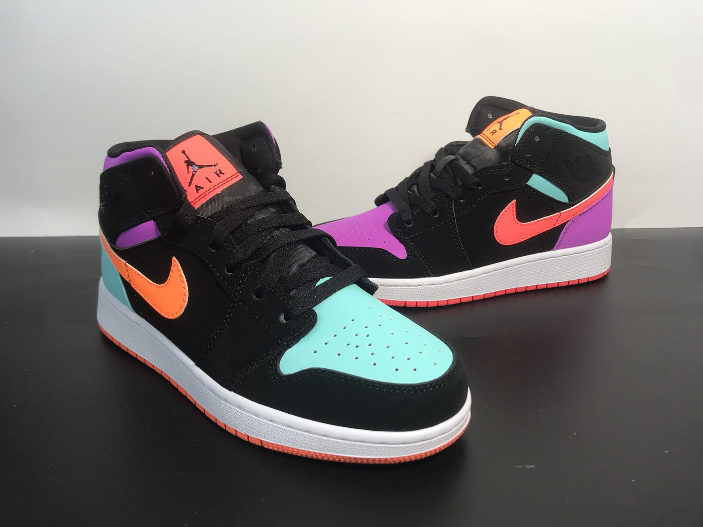 Air Jordan 1 Mid 'Candy'