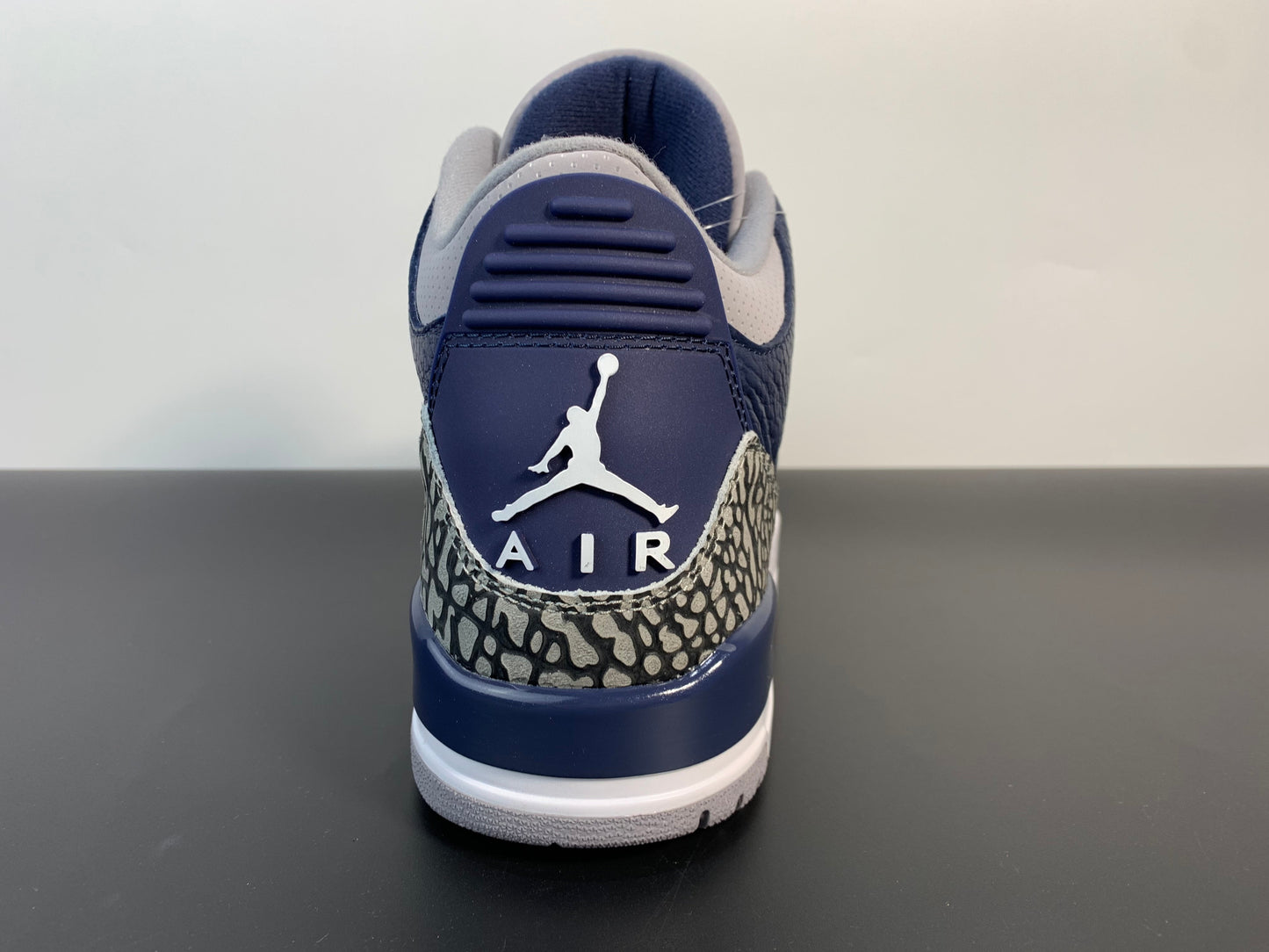 Air Jordan 3 Retro GEORGETOWN CT8532-401
