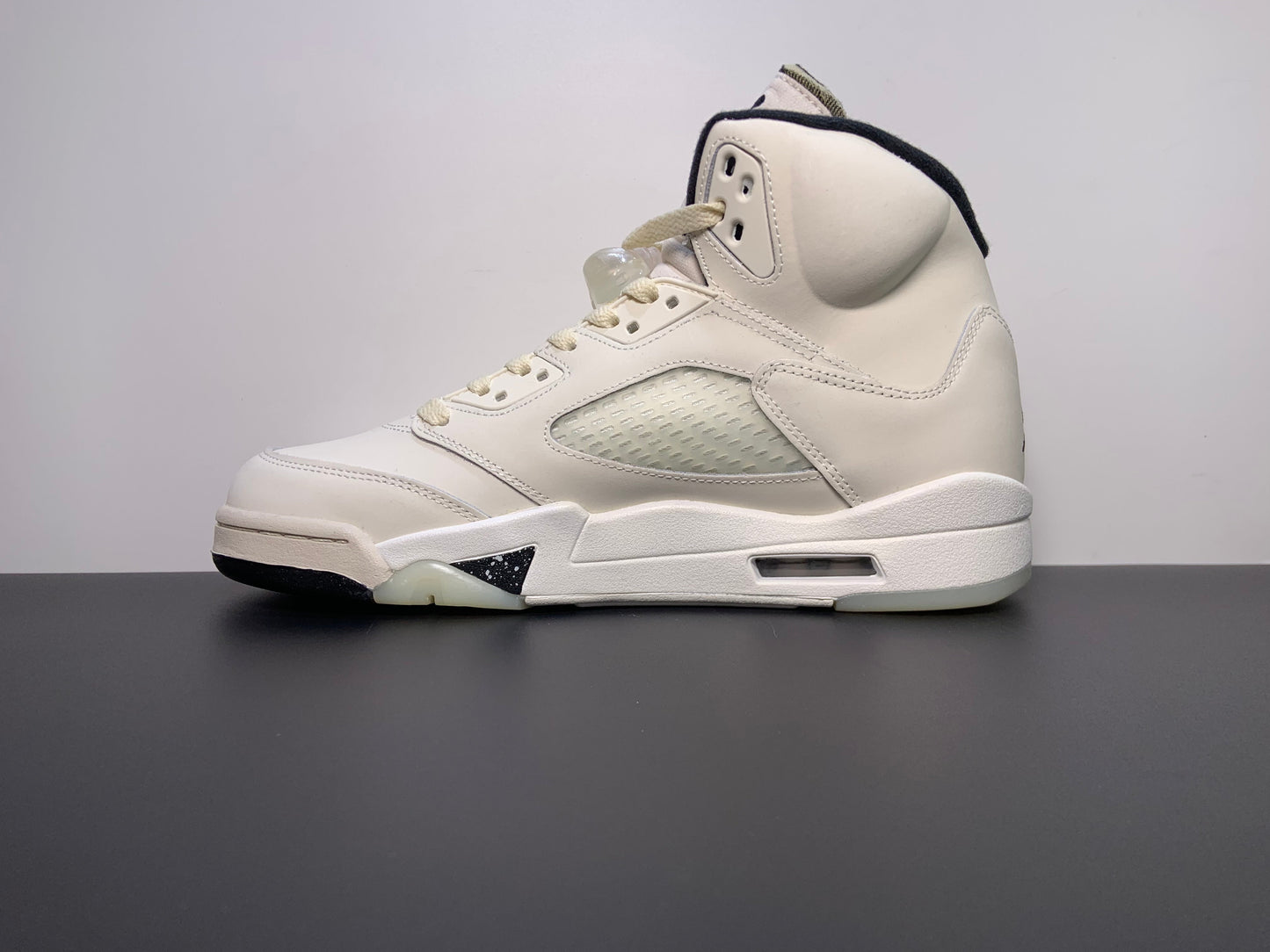 Air Jordan 5 Retro SE Sail FN7405-100