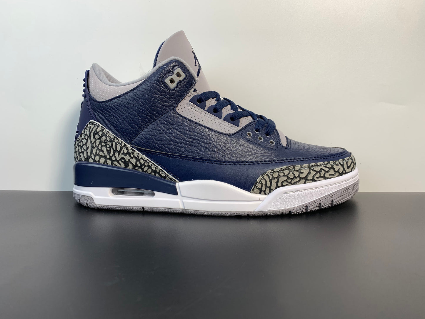 Air Jordan 3 Retro GEORGETOWN CT8532-401