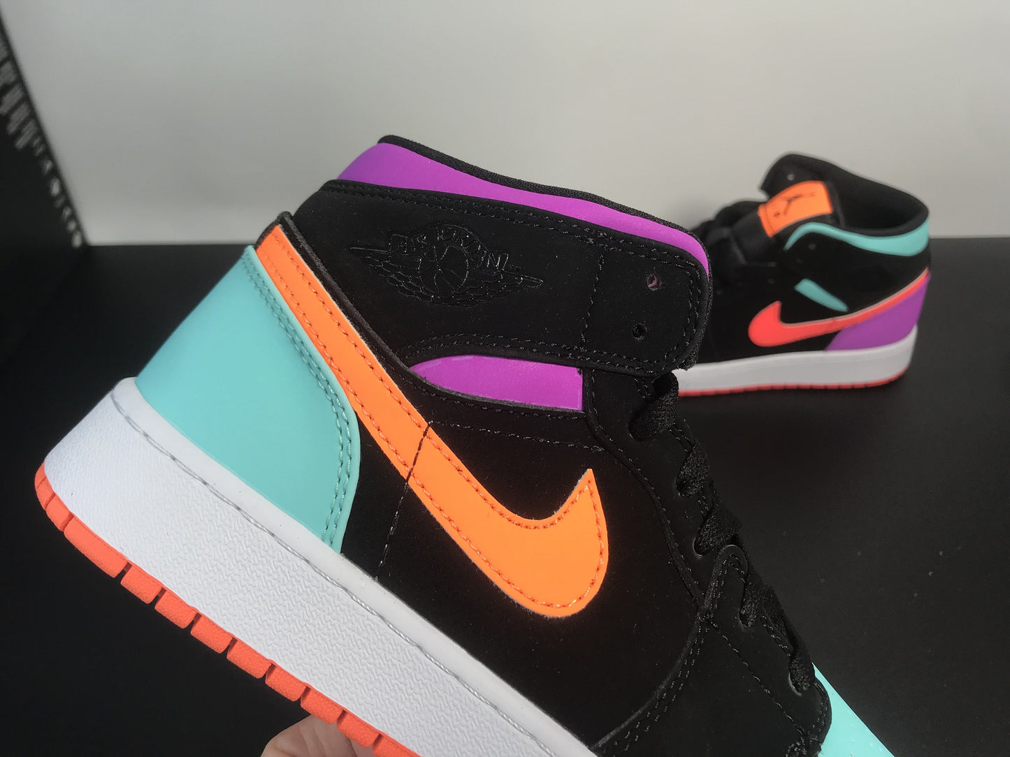 Air Jordan 1 Mid 'Candy'