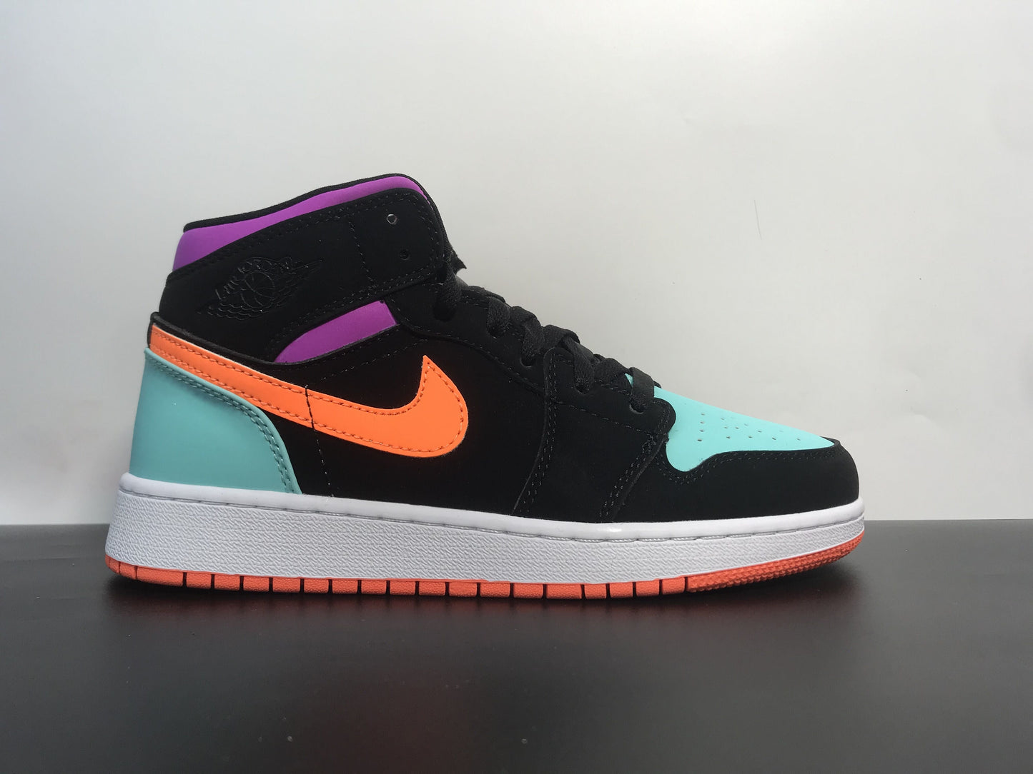 Air Jordan 1 Mid 'Candy'