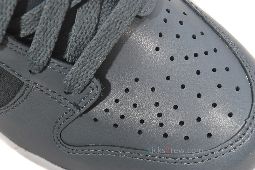 Nike Womens WMNS Dunk Low 317813-404 sneakmarks