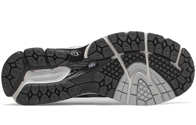 New Balance 860 D White/Black ML860XD KICKSOVER