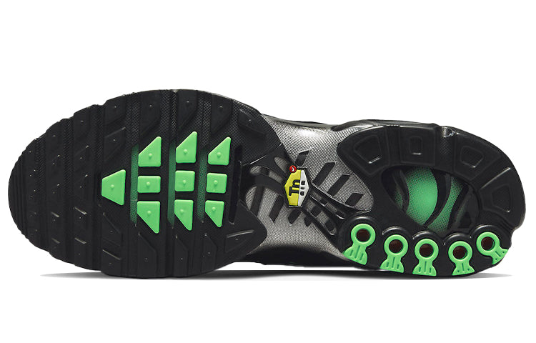 Nike Air Max Plus Low-Top Running Shoes Black/Silver DR0139-001 KICKSOVER