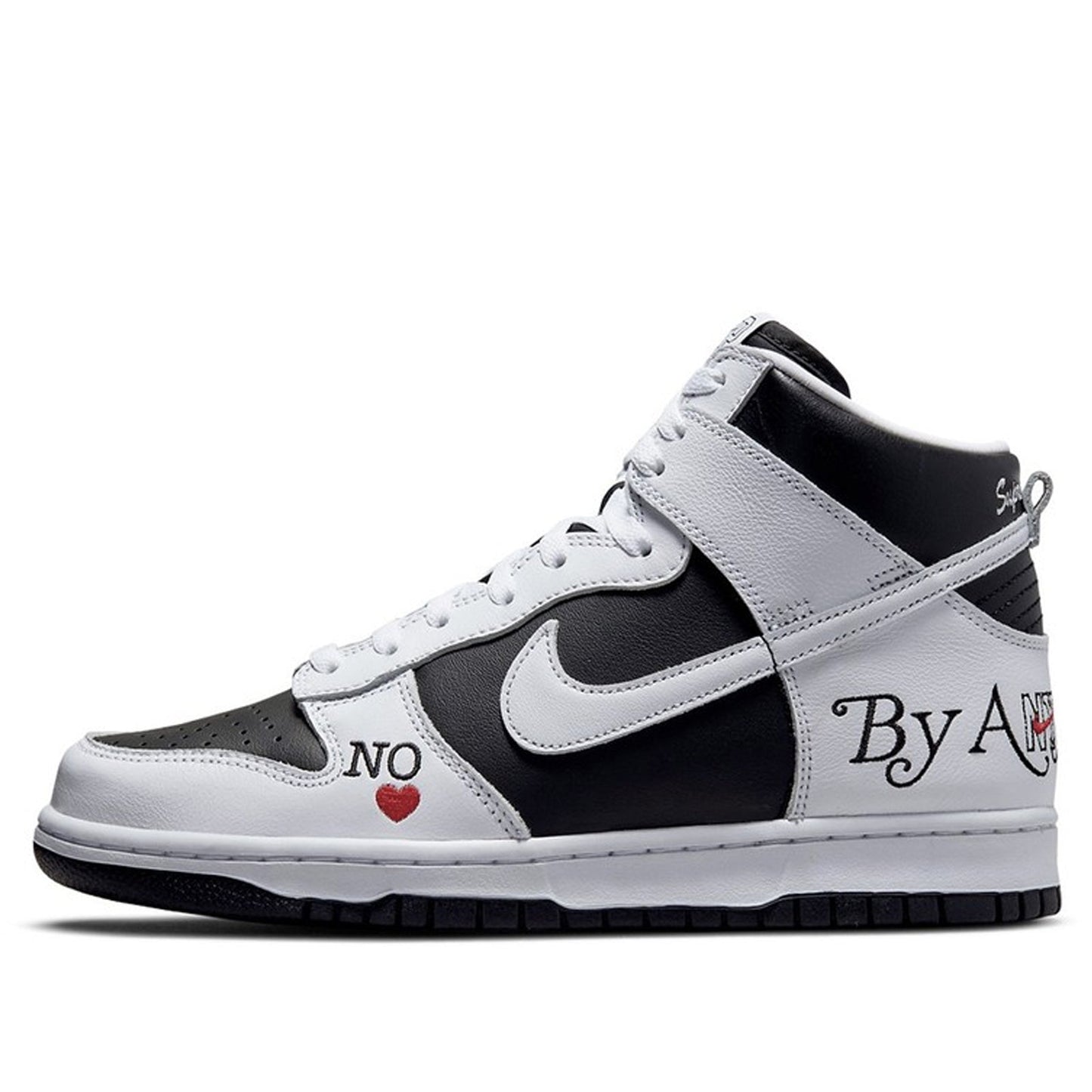 Nike Supreme x SB Skateboard Dunk HighBy Any Means DN3741-002 sneakmarks