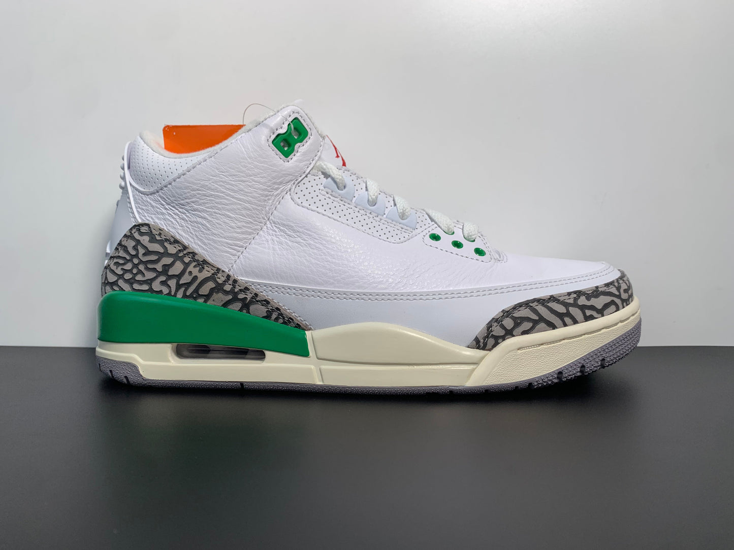 Air Jordan 3 Retro Lucky Green CK9246-136