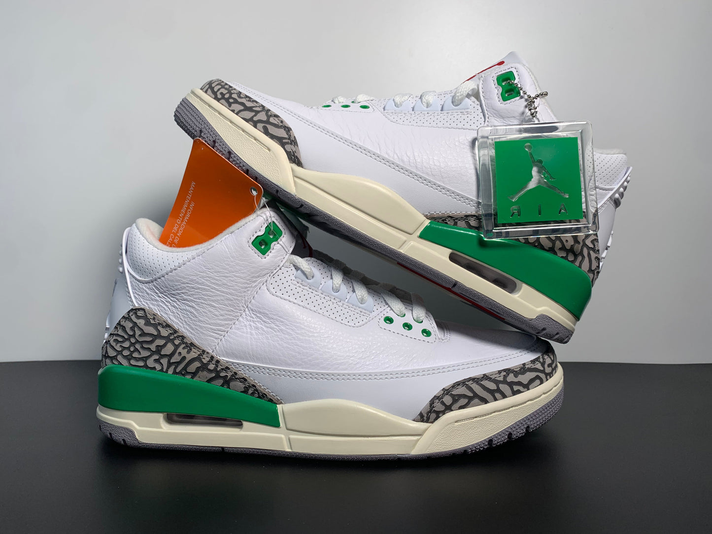 Air Jordan 3 Retro Lucky Green CK9246-136