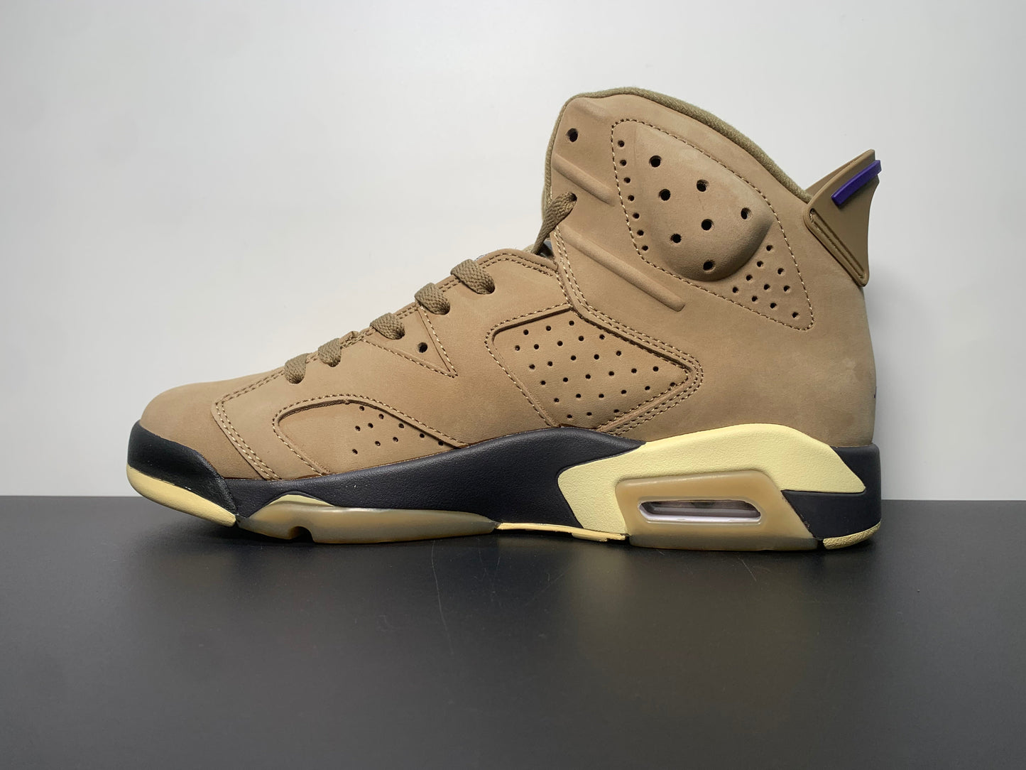 Air Jordan 6 WMNS GORE-TEX “Brown Kelp” FD1643-300