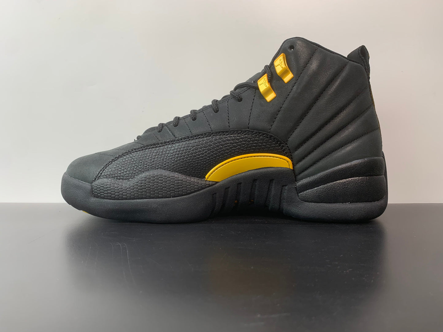 Air Jordan 12 Retro 'Black Taxi'