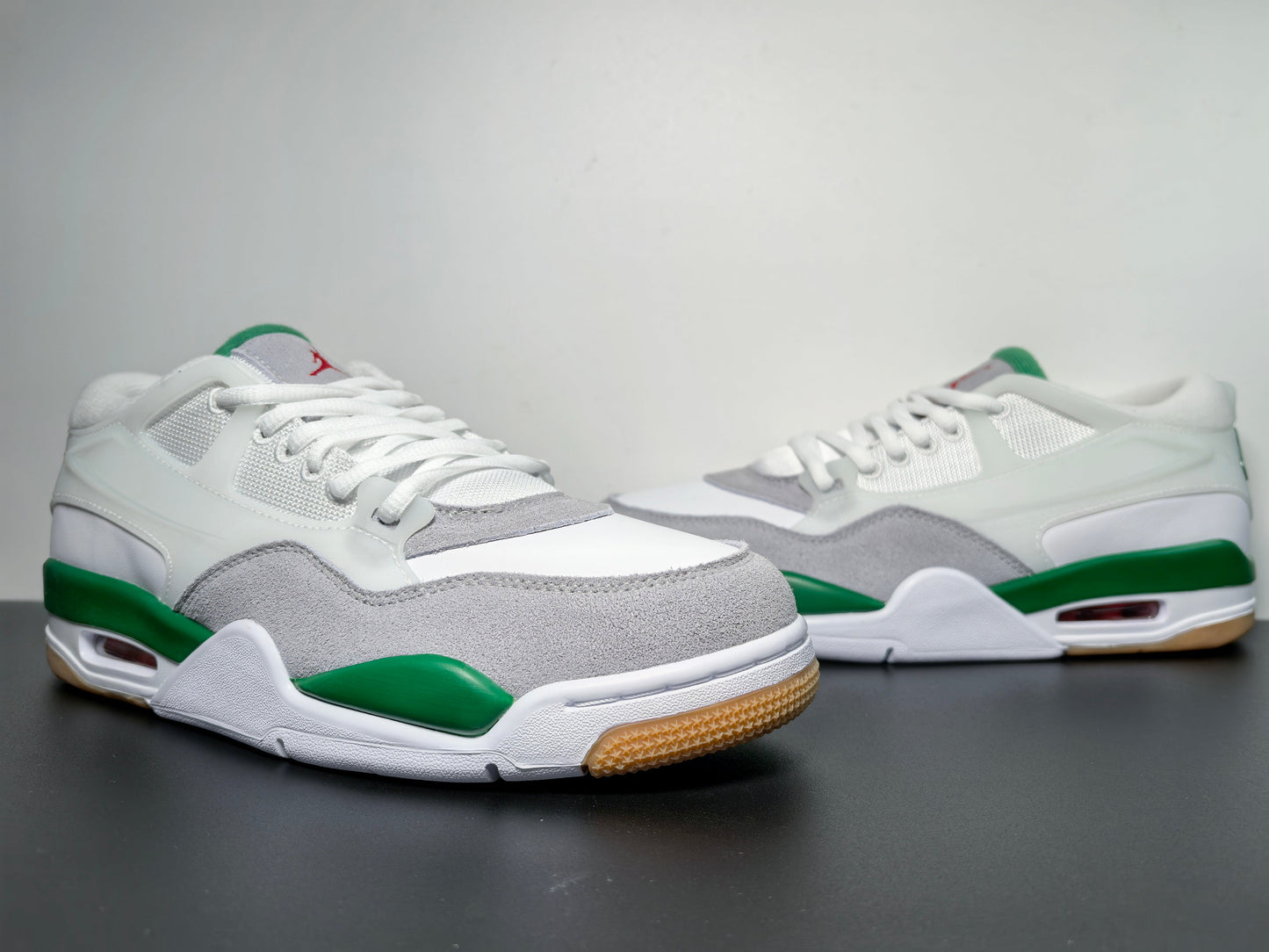 Air Jordan 4 RM “Pine Green” FQ7939-103