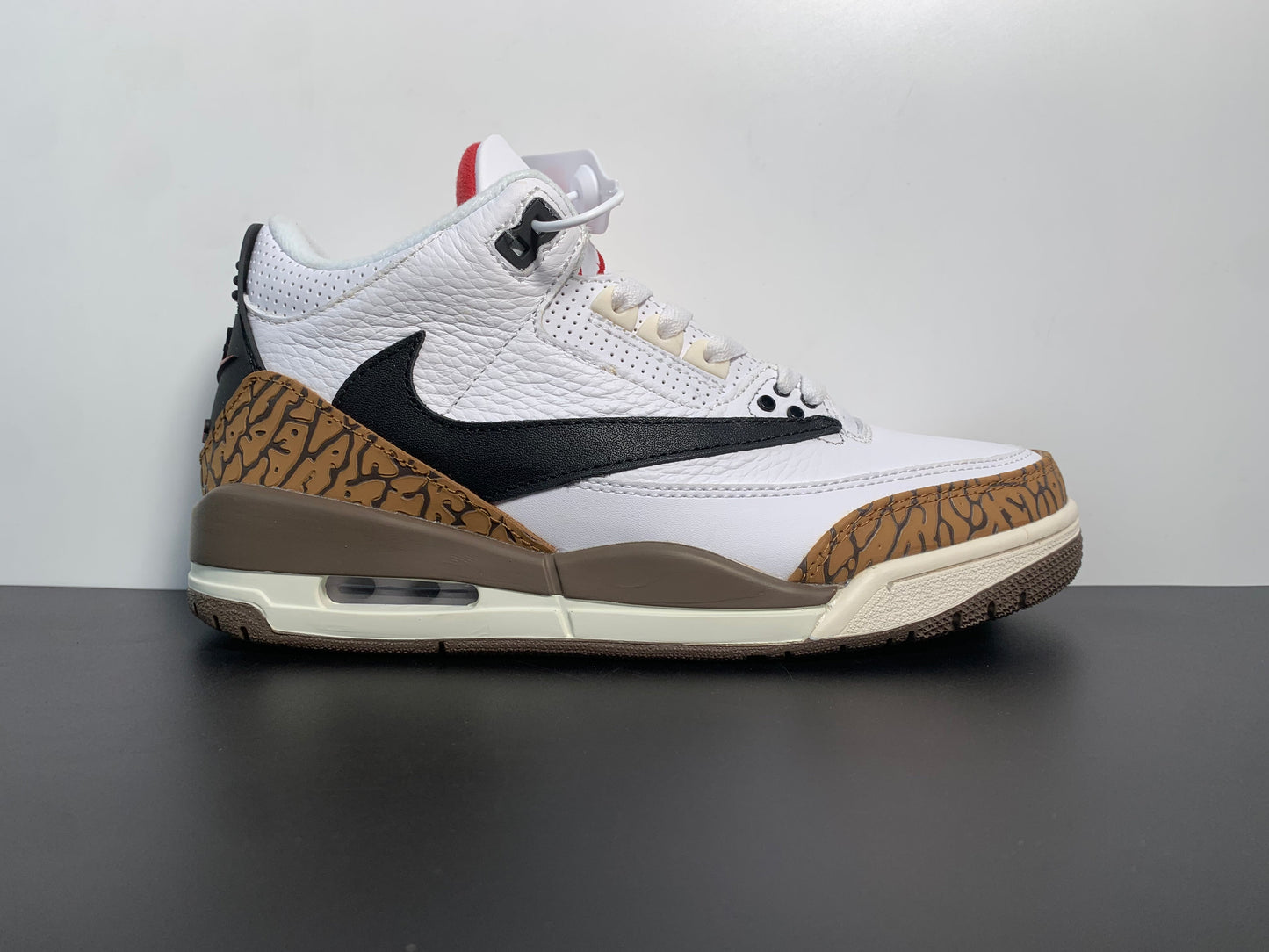 Travis Scott 2 x Air Jordan 3 Tan Brown CT8532-120