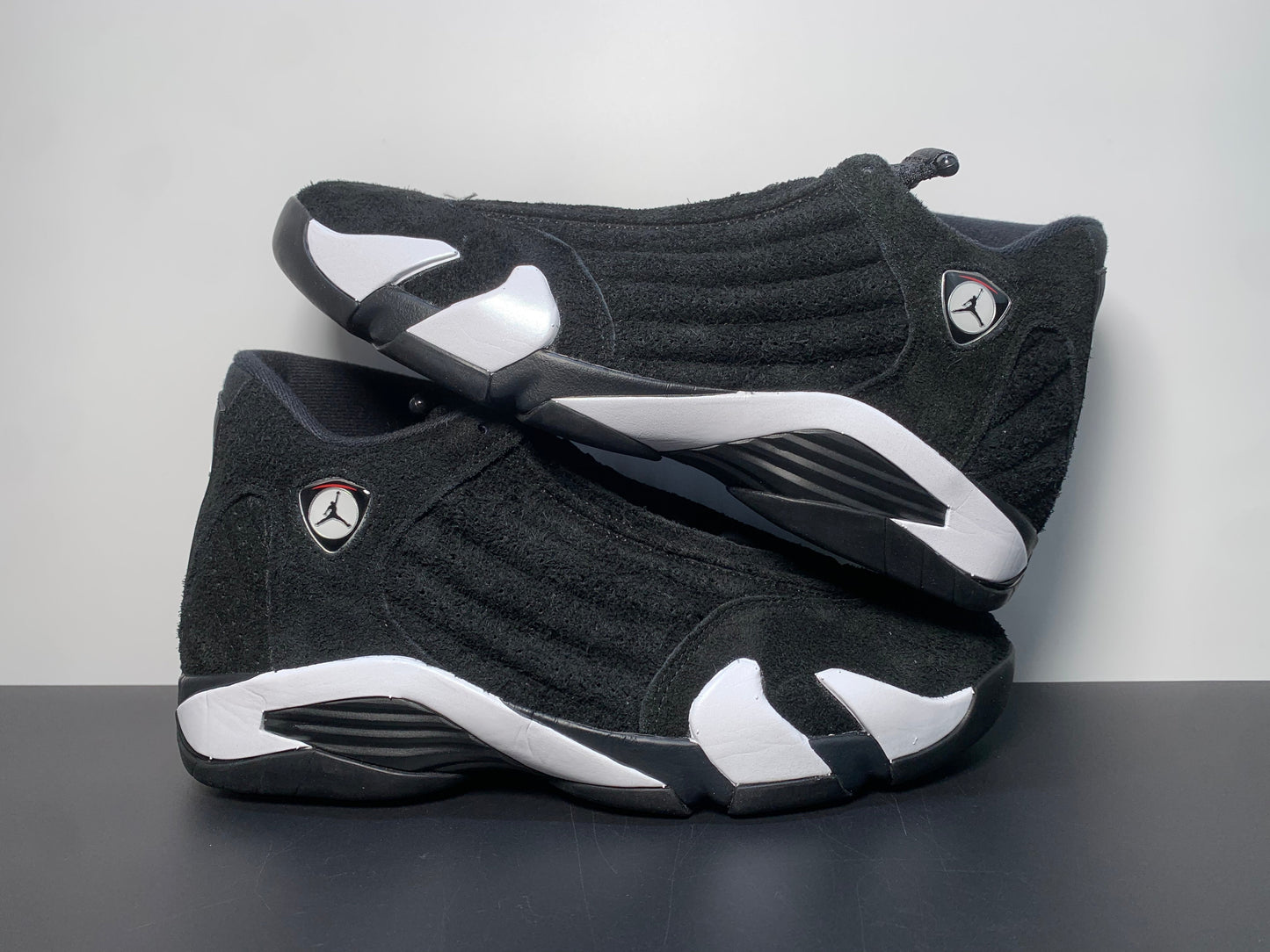 Air Jordan 14 “Black White University Red”487471-016