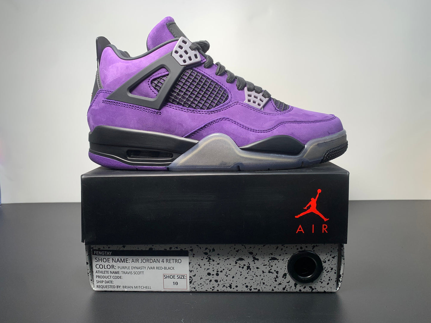 Air Jordan 4 Retro x Travis Scott Purple Friend's and Family