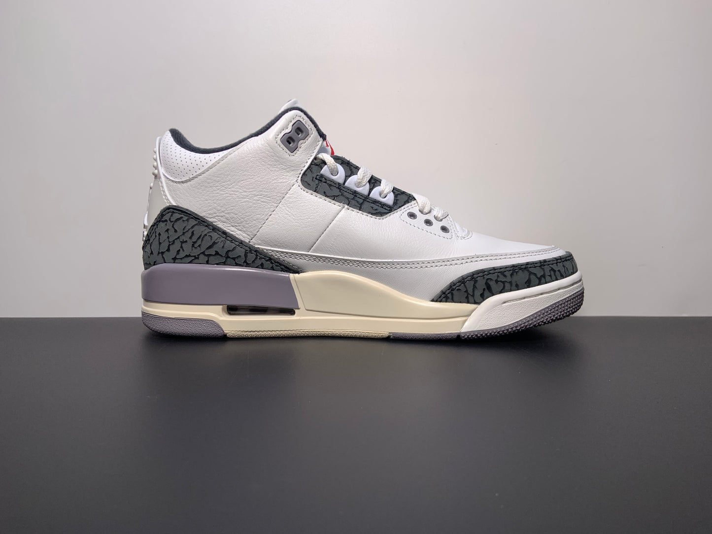 Nike Air Jordan 3 Retro Summit  White Fire Red 'Cement Grey'