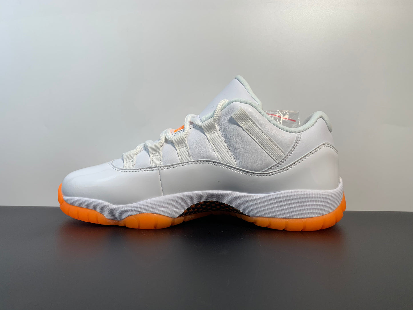 Air Jordan 11 Low “Citrus” AH7860-139