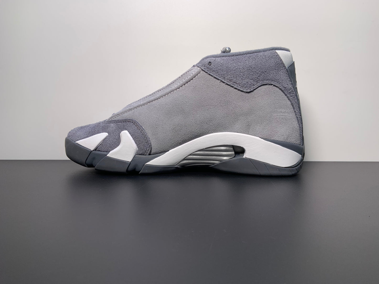 Air Jordan 14 “Flint Grey”FJ3460-012