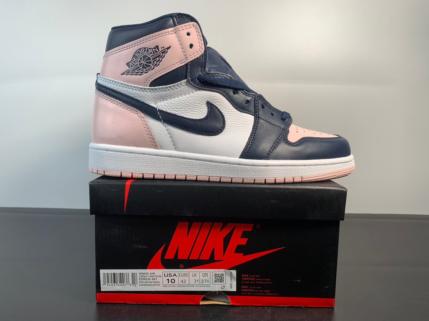 Air Jordan 1 High OG Atmosphere DD9335-641