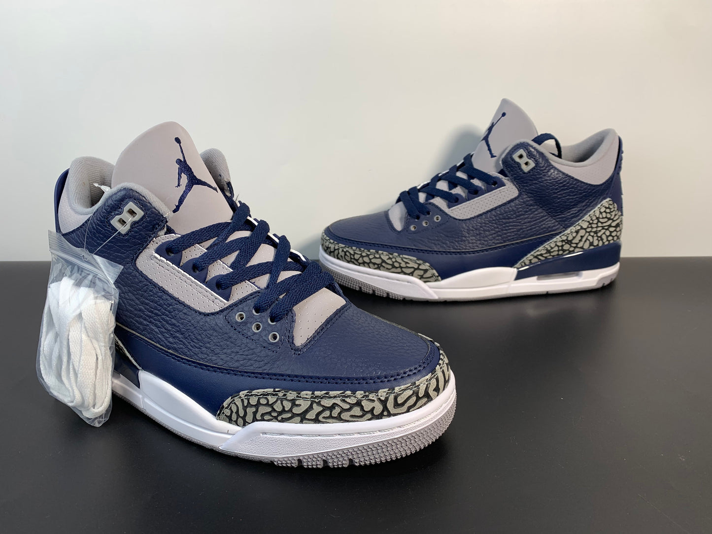 Air Jordan 3 Retro GEORGETOWN  CT8532-401