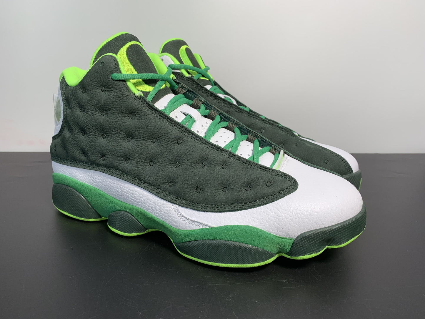 Air Jordan 13 Retro 'Oregon Ducks' PE