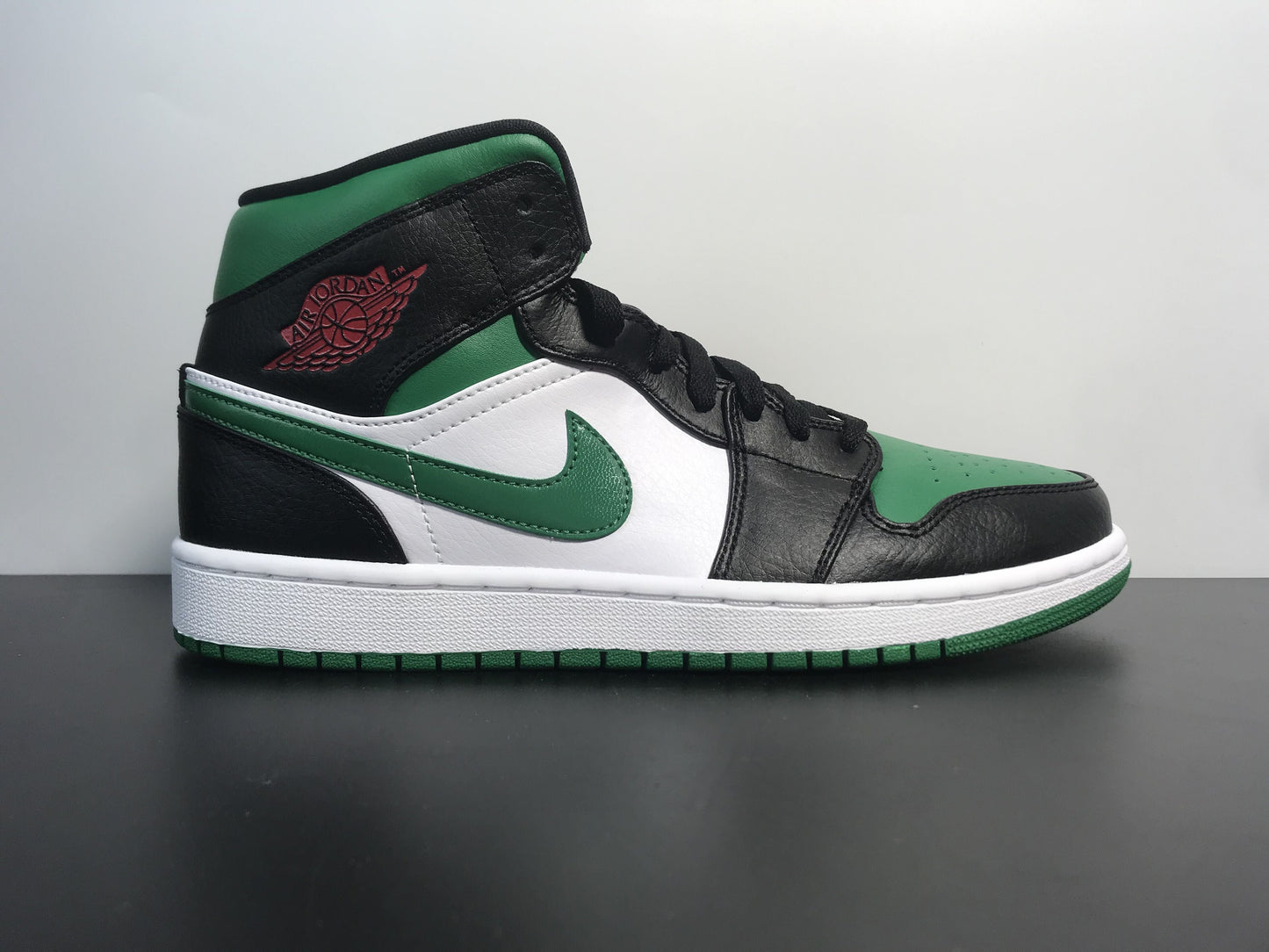 Air Jordan 1 Mid Green Toe