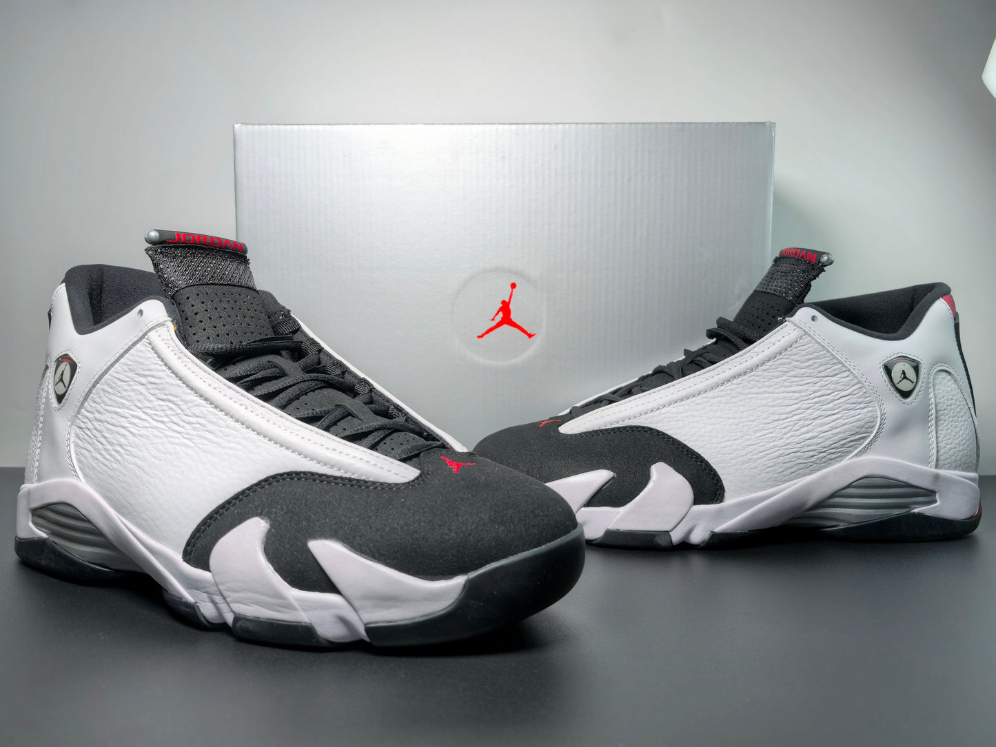 Air Jordan 14 “Black Toe” 487471-160