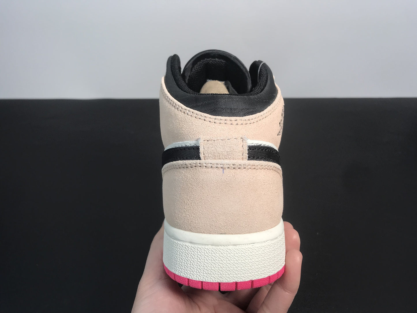 Air Jordan 1 Mid Crimson Tint