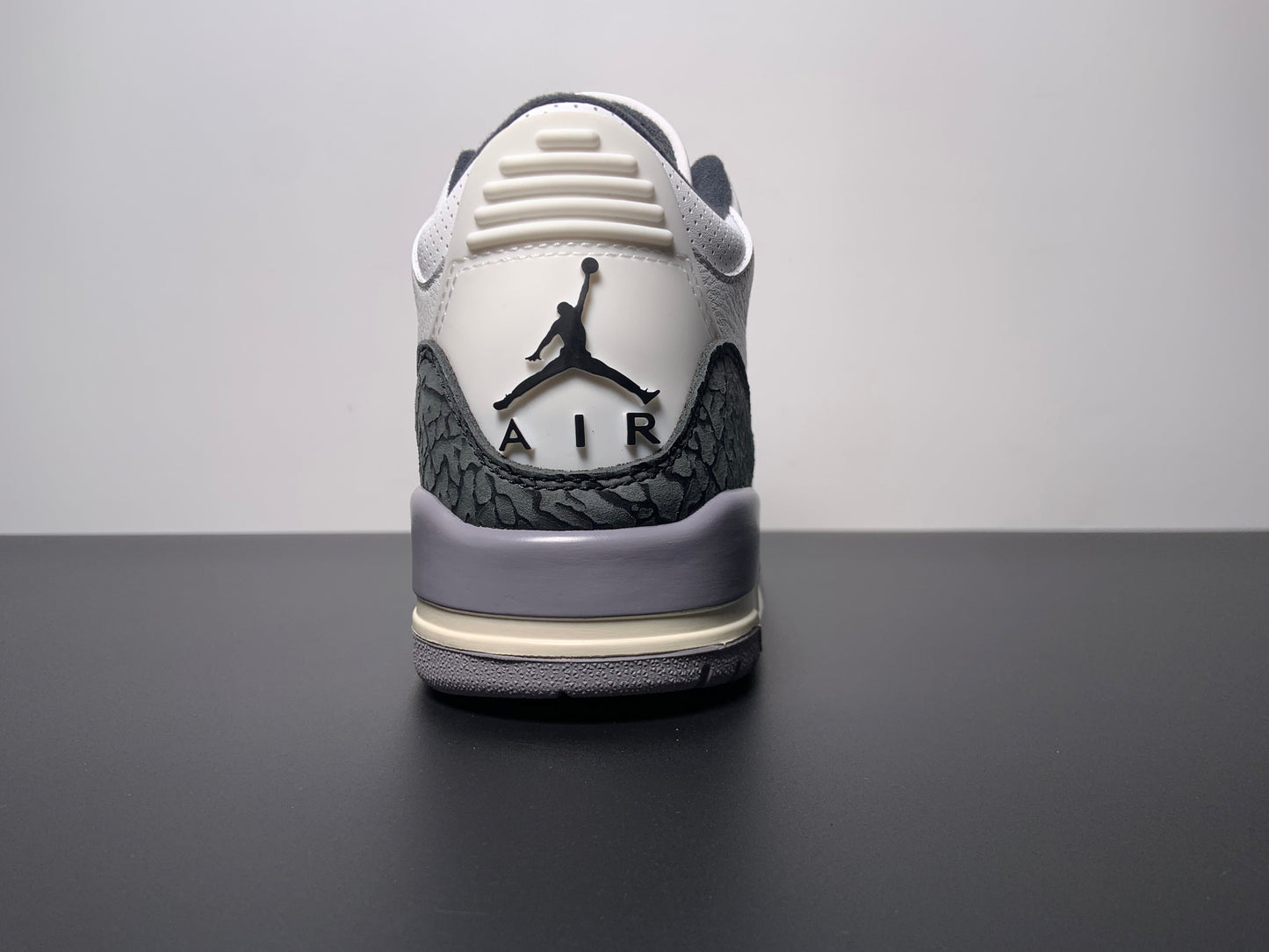 Nike Air Jordan 3 Retro Summit  White Fire Red 'Cement Grey'