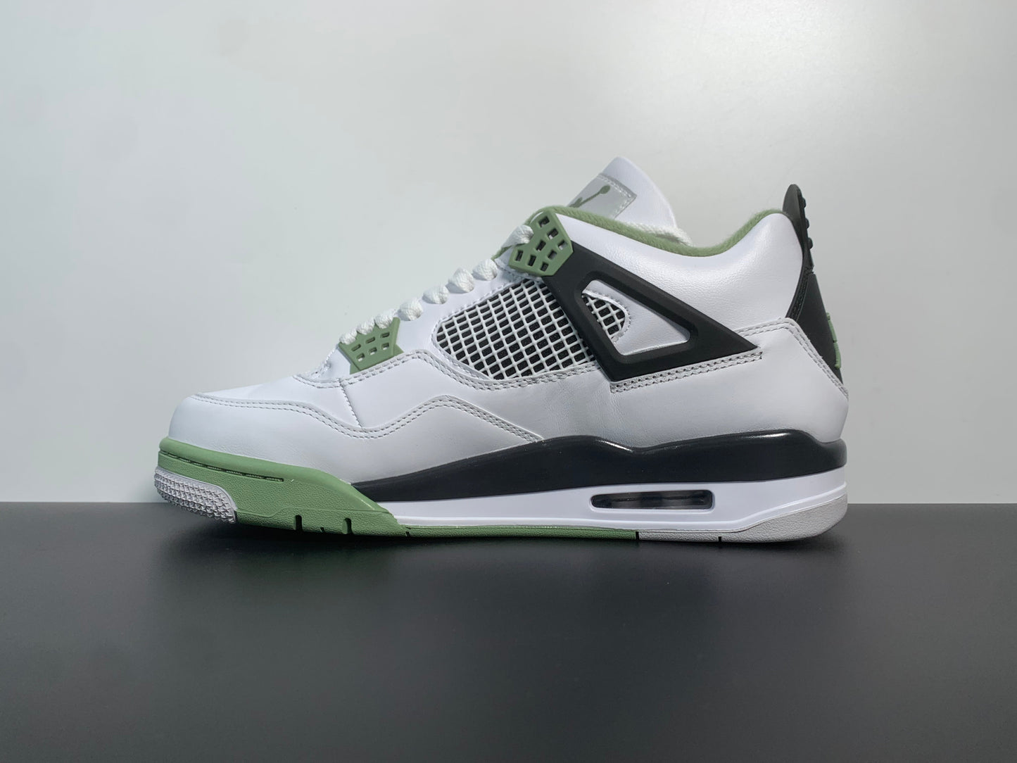 Wmns Air Jordan 4 Retro 'Seafoam'