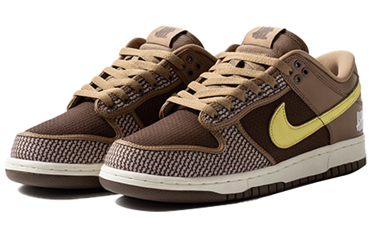 Nike Dunk Low SP x Undefeated Inside Out DH3061-200 sneakmarks