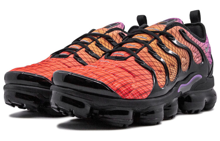 Nike Air VaporMax Plus 'Grid Sunset' Bright Crimson/Reflect Silver-Black 924453-604 KICKSOVER