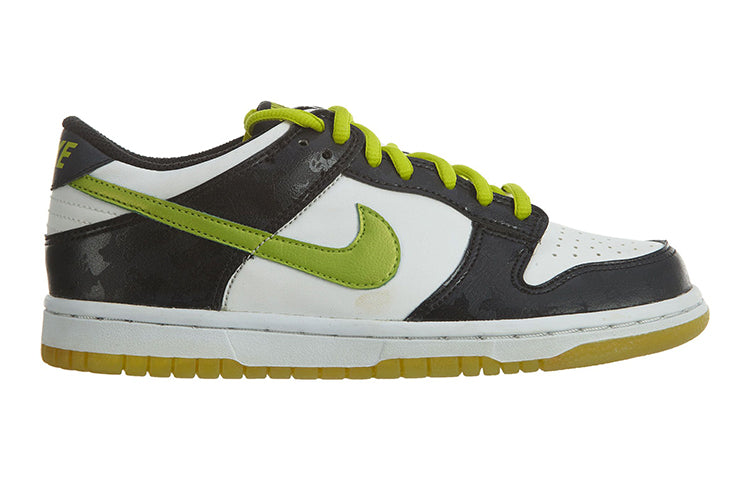 Nike Dunk Low \Glow in the Dark\ (GS) 306339-133 sneakmarks