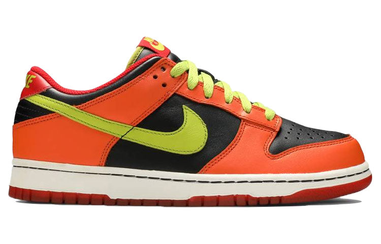 Nike Dunk Low (GS) 310569-032 sneakmarks