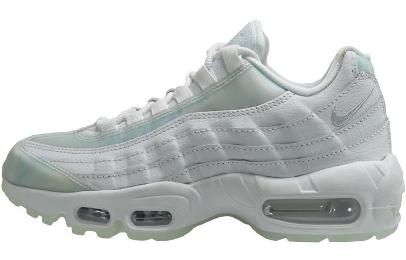 Nike Womens Air Max 95 SE 'White Ice' White/Pure Platinum-Ice 918413-100 sneakmarks