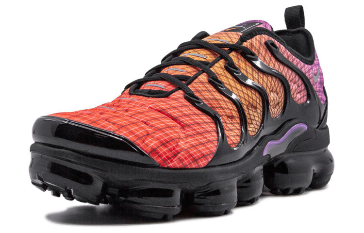 Nike Air VaporMax Plus 'Grid Sunset' Bright Crimson/Reflect Silver-Black 924453-604 KICKSOVER