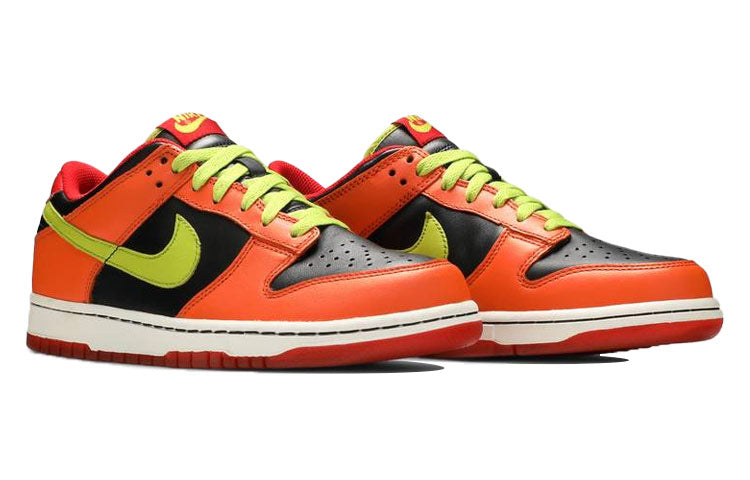 Nike Dunk Low (GS) 310569-032 sneakmarks