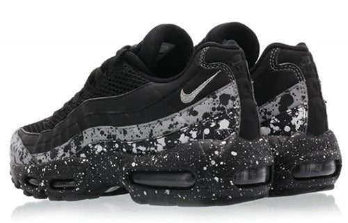 Nike Womens Air Max 95 'Splatter' Black/Black-White 918413-003 sneakmarks