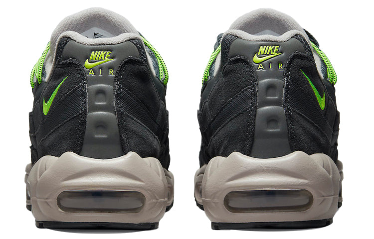 Nike Air Max 95 DO6391-001 sneakmarks