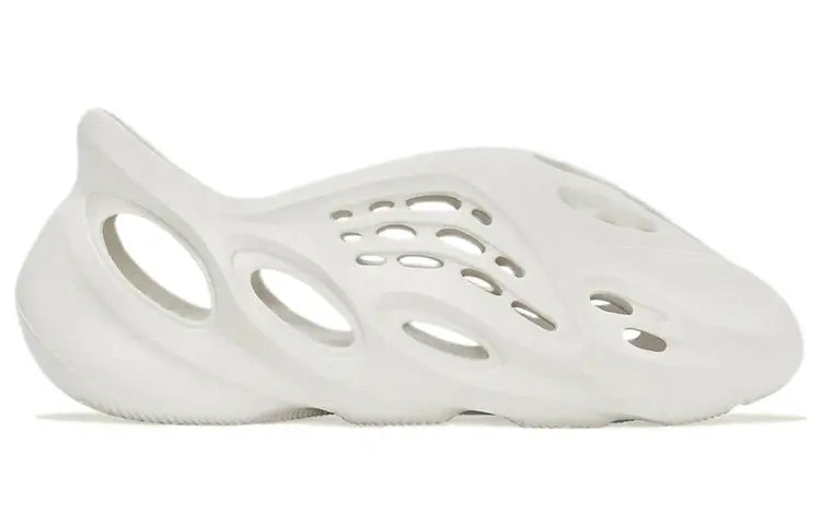 Adidas Yeezy Foam Runner Sand FY4567 sneakmarks