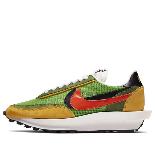 Nike LDWaffle x Sacai Green Gusto BV0073-300 sneakmarks