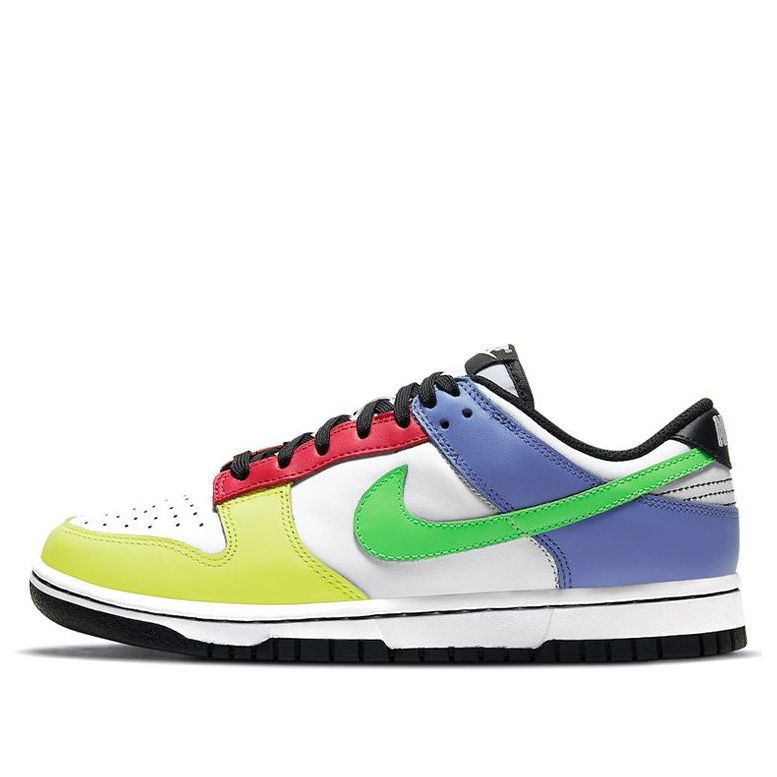 Nike Womens WMNS Dunk Low Green Strike DD1503-106 sneakmarks