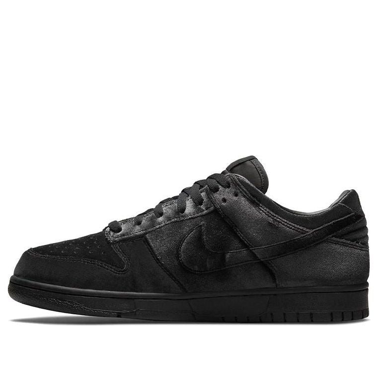 Nike Dover Street Market x Dunk Low Velvet DH2686-002 sneakmarks